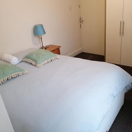 Hygis Home Of Relaxations Stoke-on-Trent المظهر الخارجي الصورة