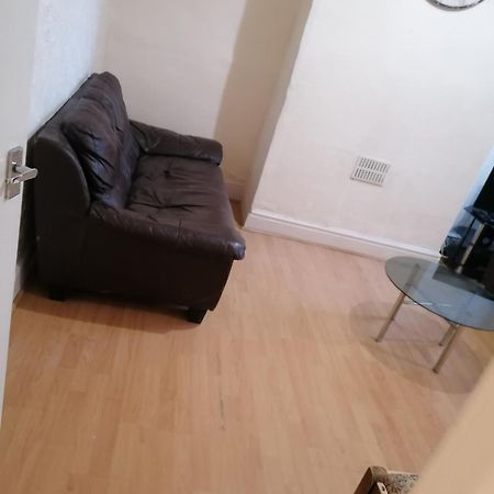 Hygis Home Of Relaxations Stoke-on-Trent المظهر الخارجي الصورة