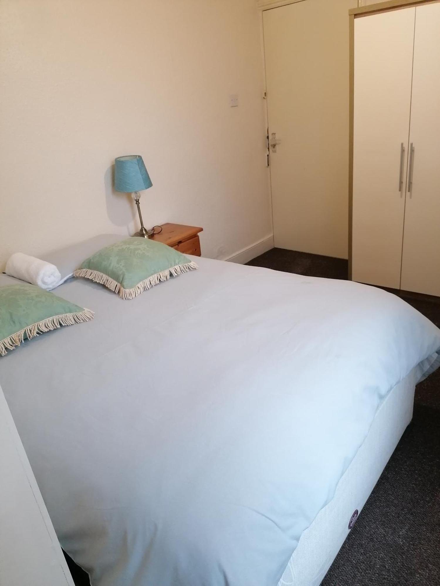 Hygis Home Of Relaxations Stoke-on-Trent المظهر الخارجي الصورة